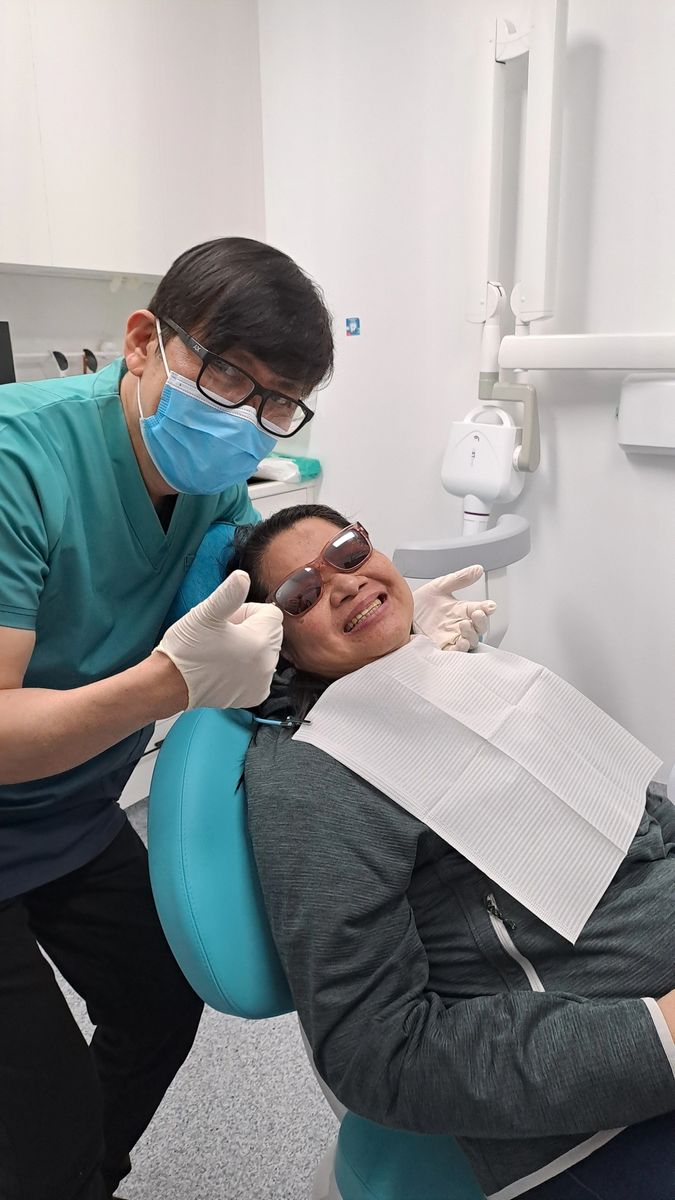 Patient care at Gumdent